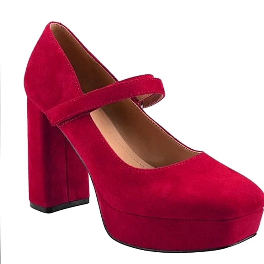 New w/o Box Marc Fisher Nicoly Faux Suede Platform Dress Heels Size 8.5